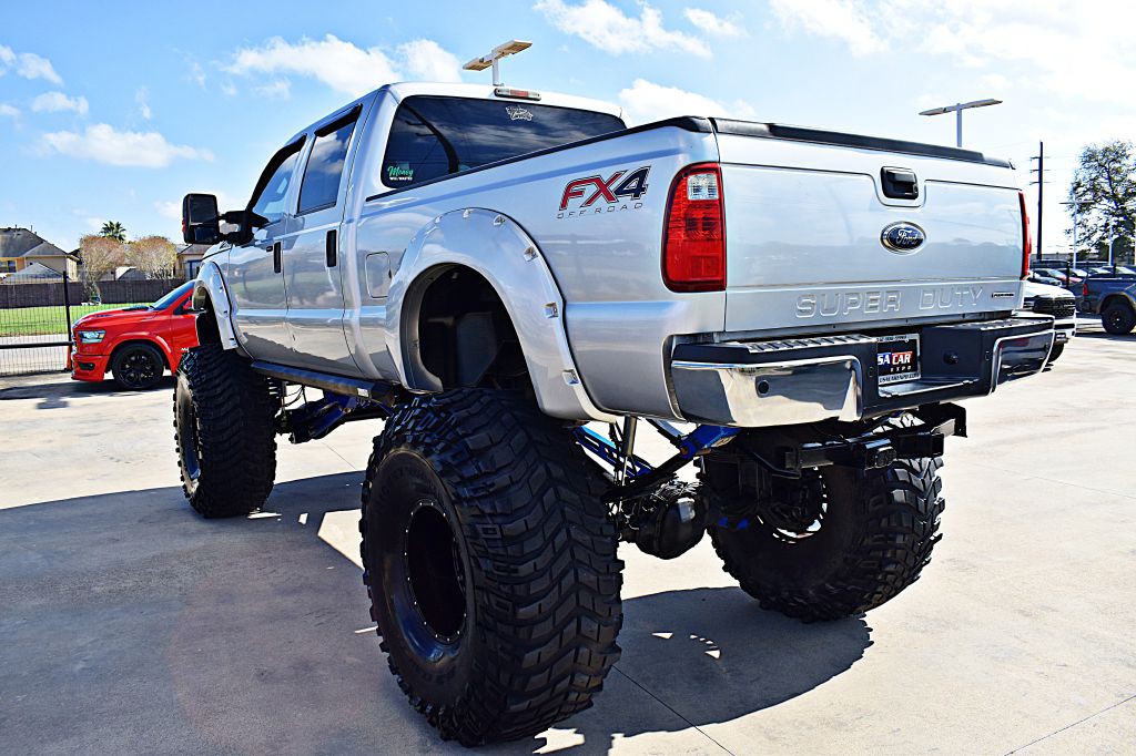 2015 Ford F-250 Image 9