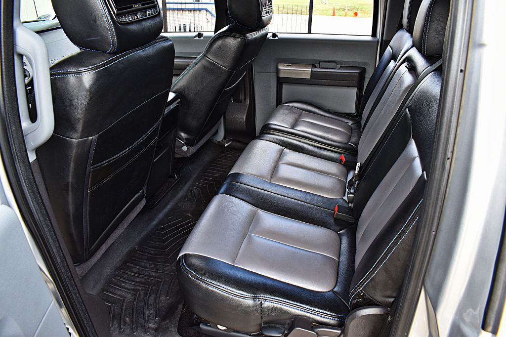 2015 Ford F-250 Image 24