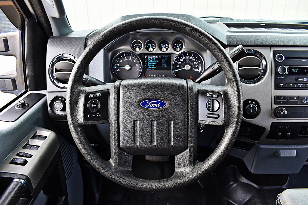 2015 Ford F-250 Image 32