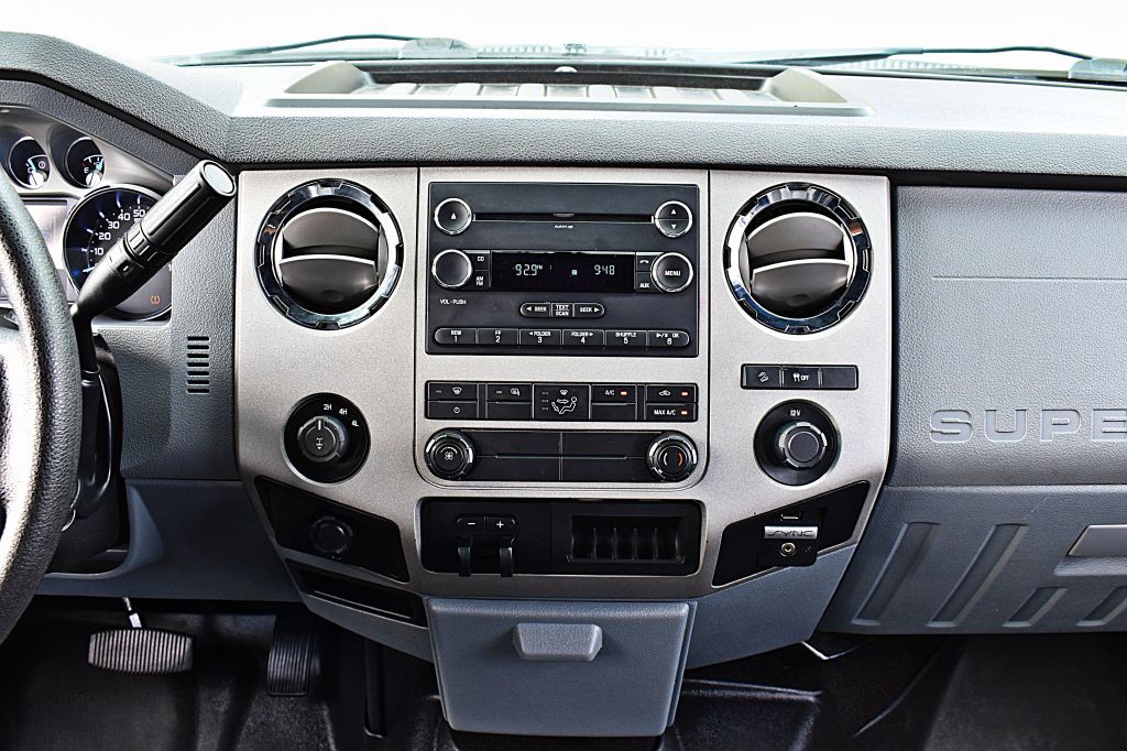 2015 Ford F-250 Image 34