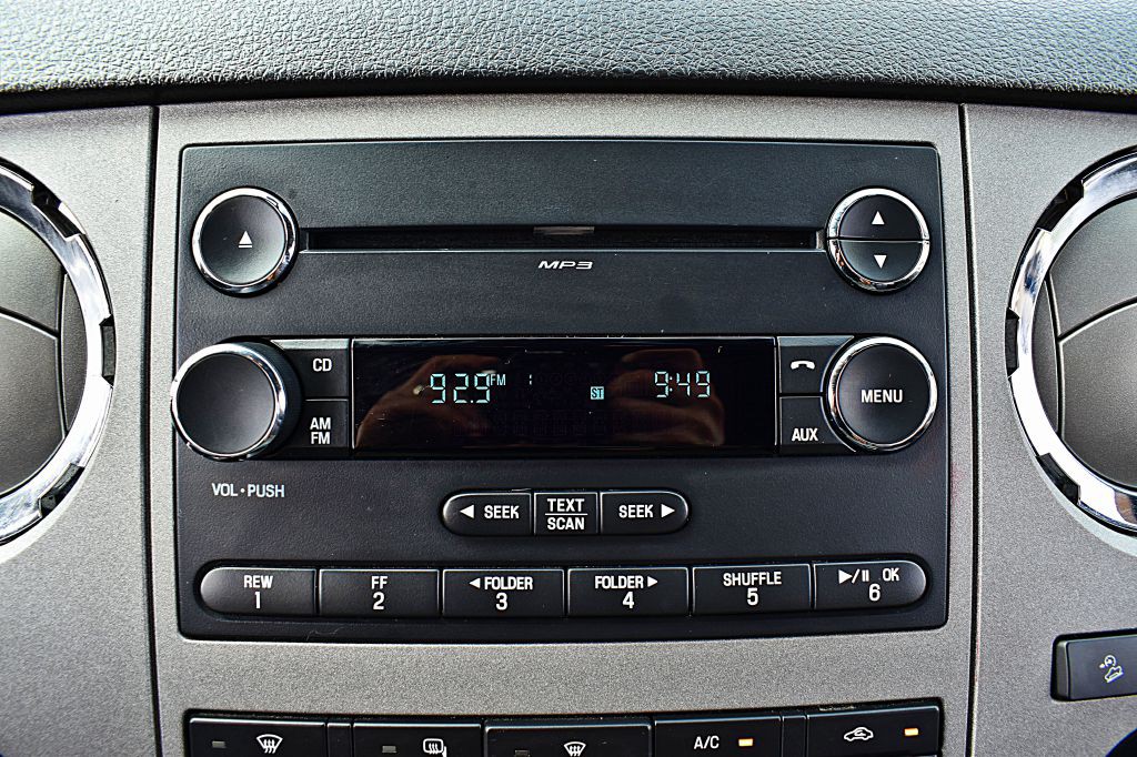 2015 Ford F-250 Image 37