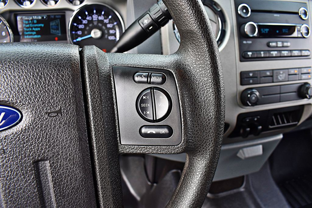 2015 Ford F-250 Image 44
