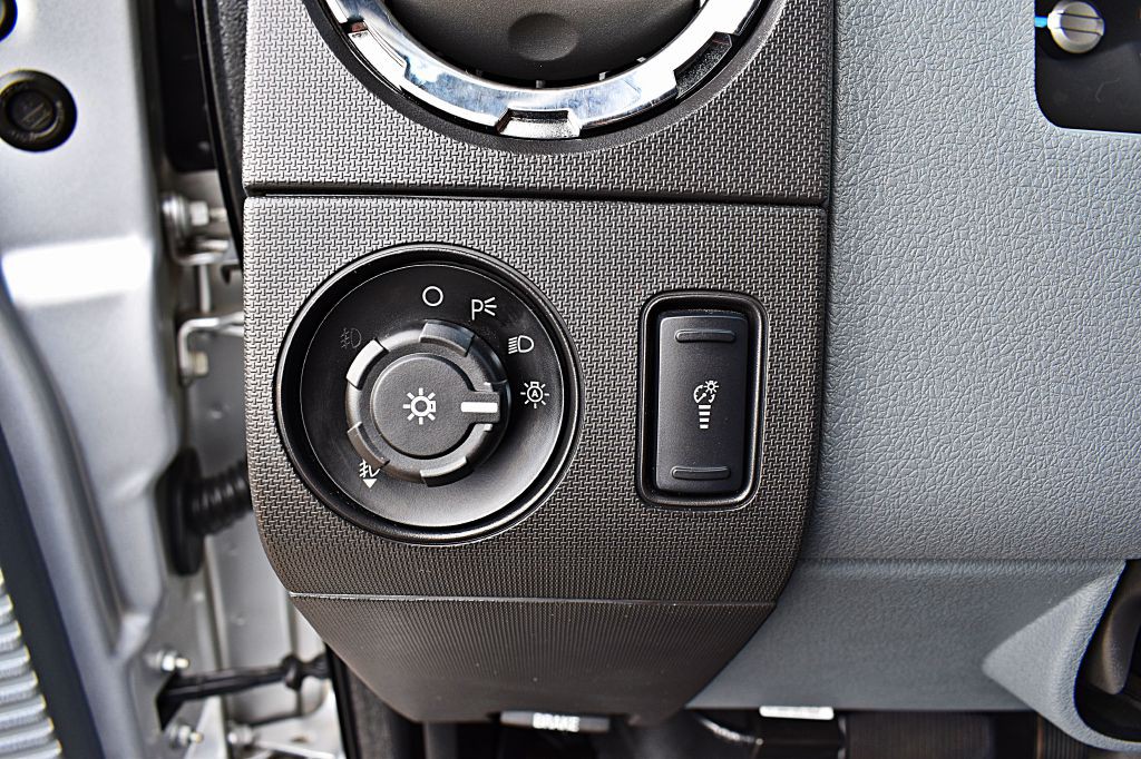 2015 Ford F-250 Image 46