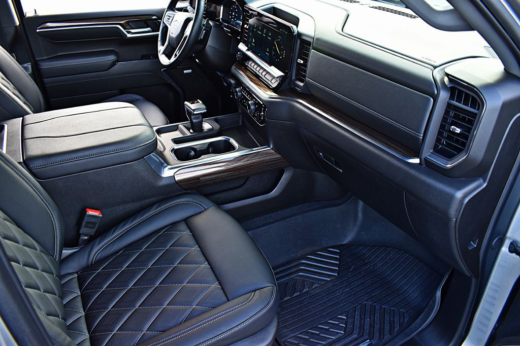 2025 Chevrolet Silverado 1500 Image 21