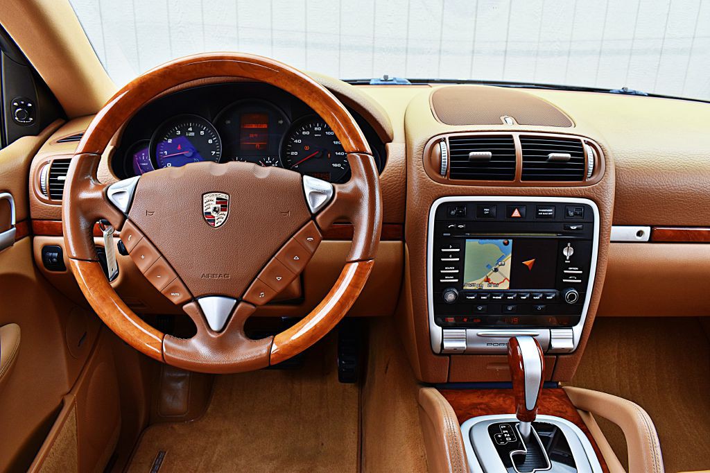 2009 Porsche Cayenne Image 24