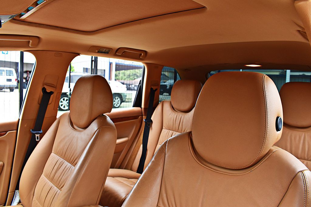 2009 Porsche Cayenne Image 42