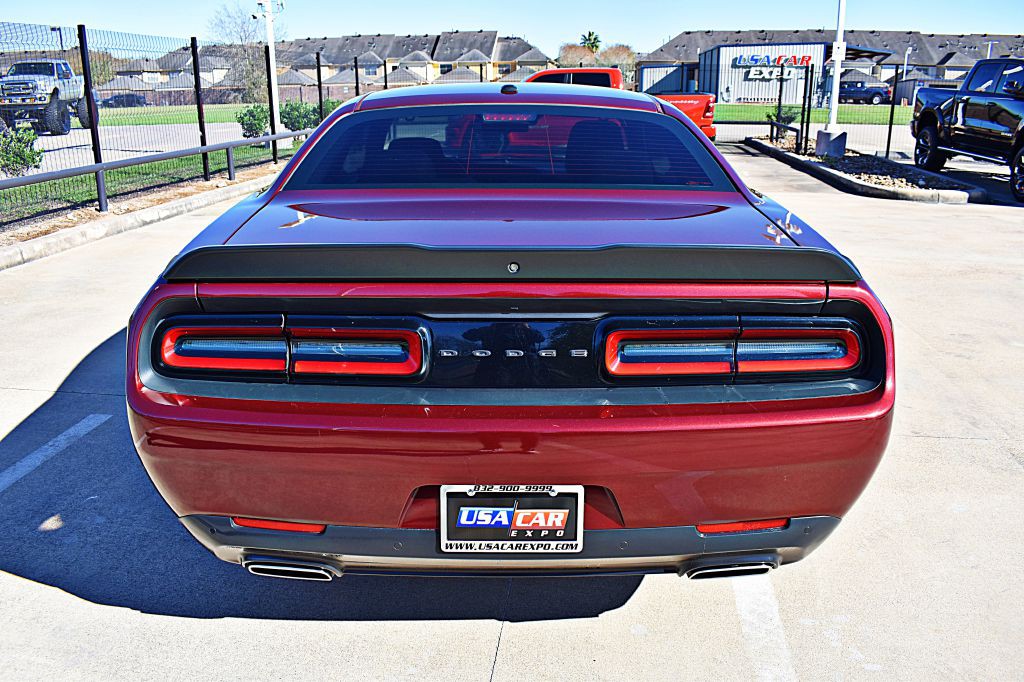 2021 Dodge Challenger Image 6