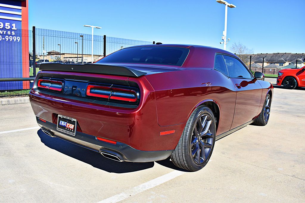 2021 Dodge Challenger Image 7