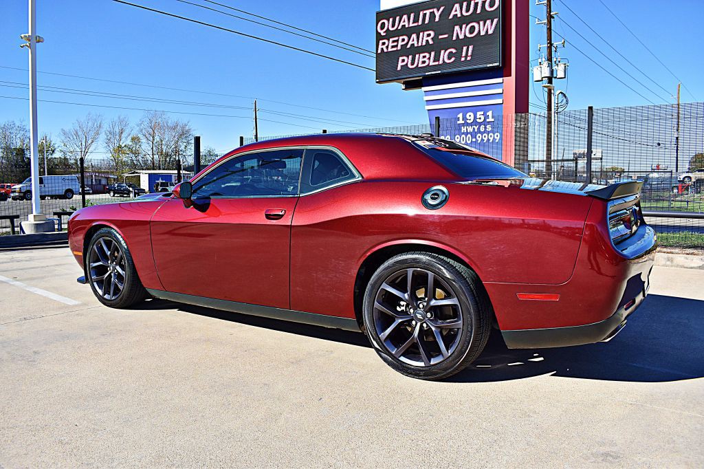 2021 Dodge Challenger Image 9