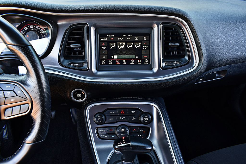 2021 Dodge Challenger Image 27