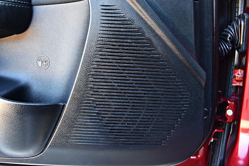 2021 Dodge Challenger Image 40