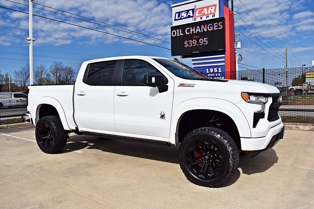 2023 Chevrolet Silverado 1500 Image 3