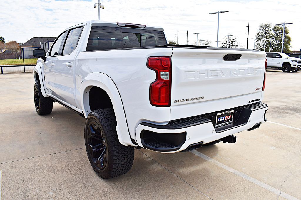 2023 Chevrolet Silverado 1500 Image 9