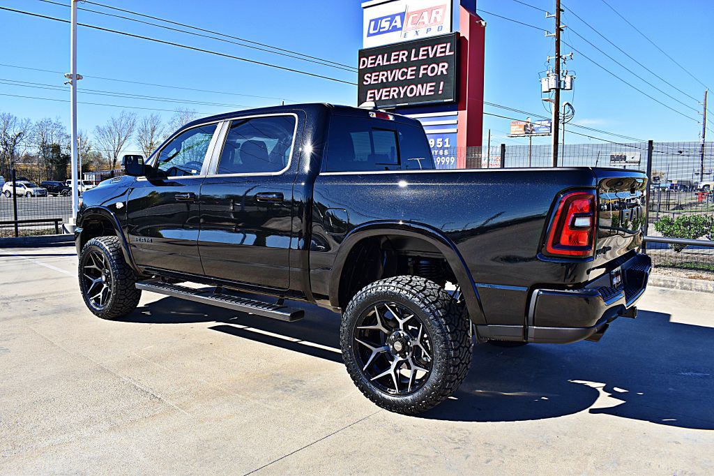 2026 RAM 1500 Image 10