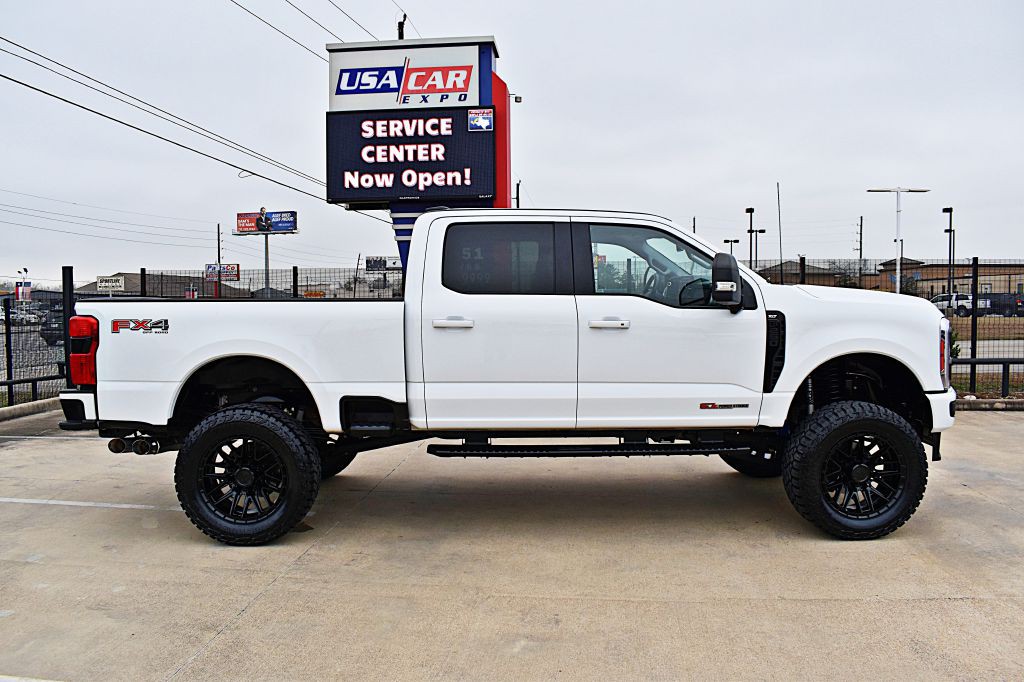 2023 Ford F-250 Image 4