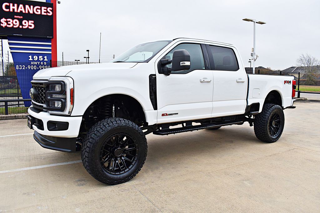 2023 Ford F-250 Image 12