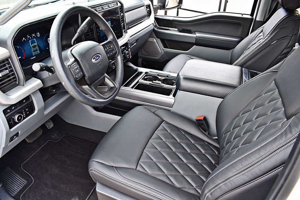 2023 Ford F-250 Image 17