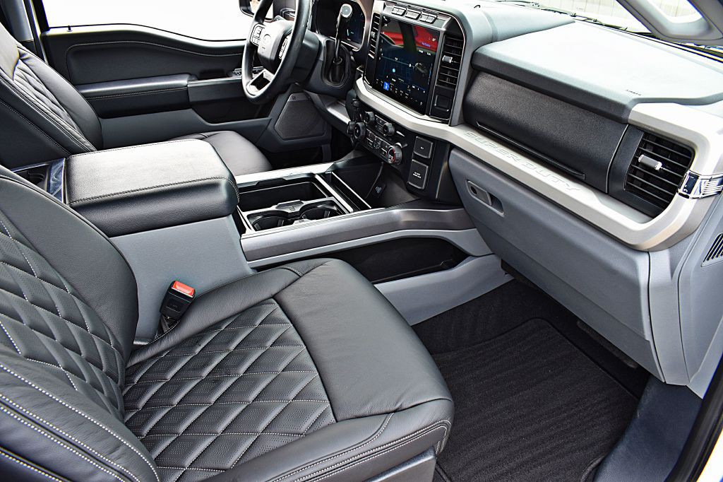 2023 Ford F-250 Image 21