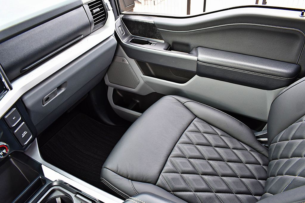 2023 Ford F-250 Image 40