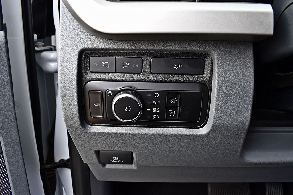 2023 Ford F-250 Image 42