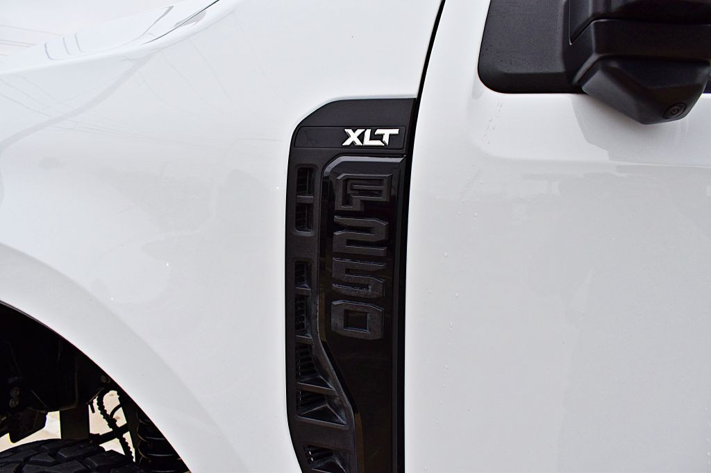 2023 Ford F-250 Image 51