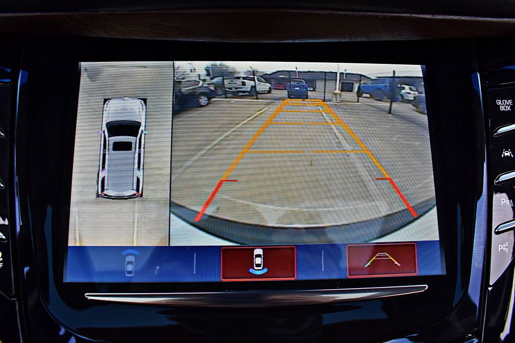 2017 Cadillac Escalade Image 34