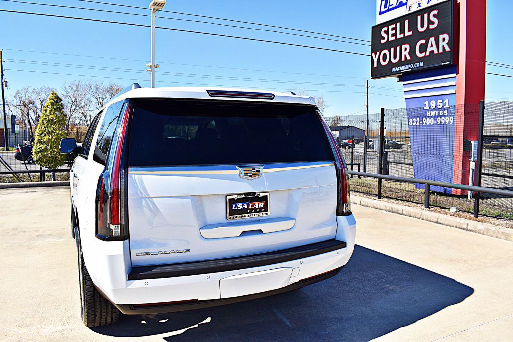 2017 Cadillac Escalade Image 65