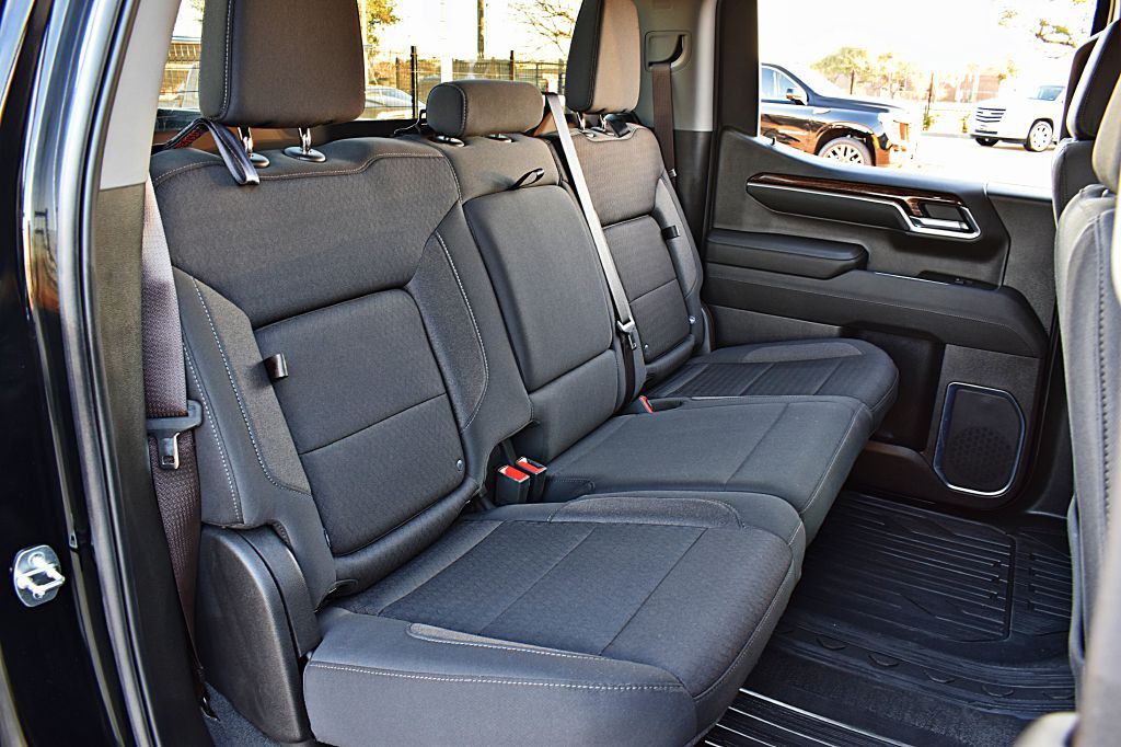 2024 GMC Sierra Image 24