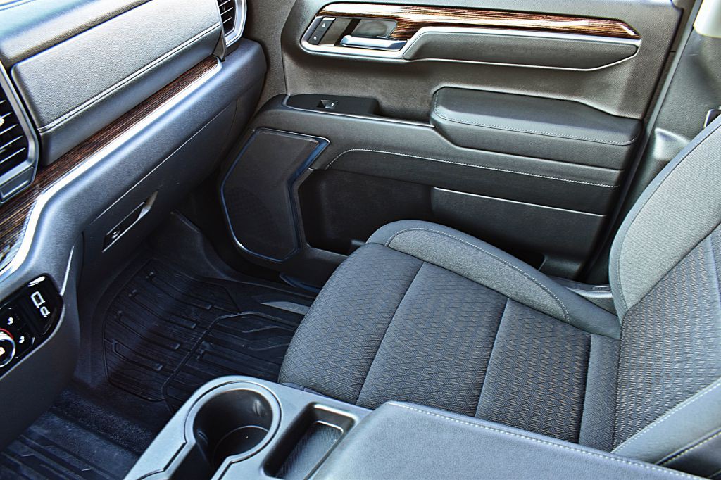 2024 GMC Sierra Image 37