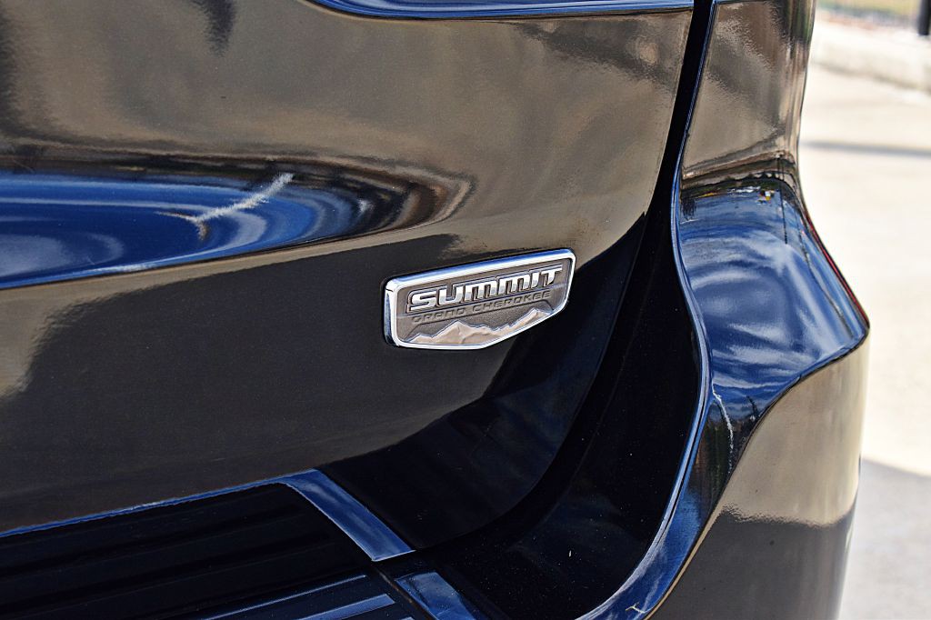 2016 Jeep Grand Cherokee Image 38