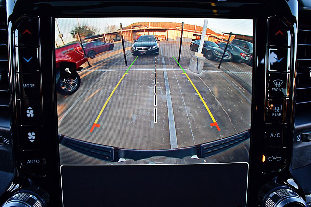 2023 RAM 1500 Image 36