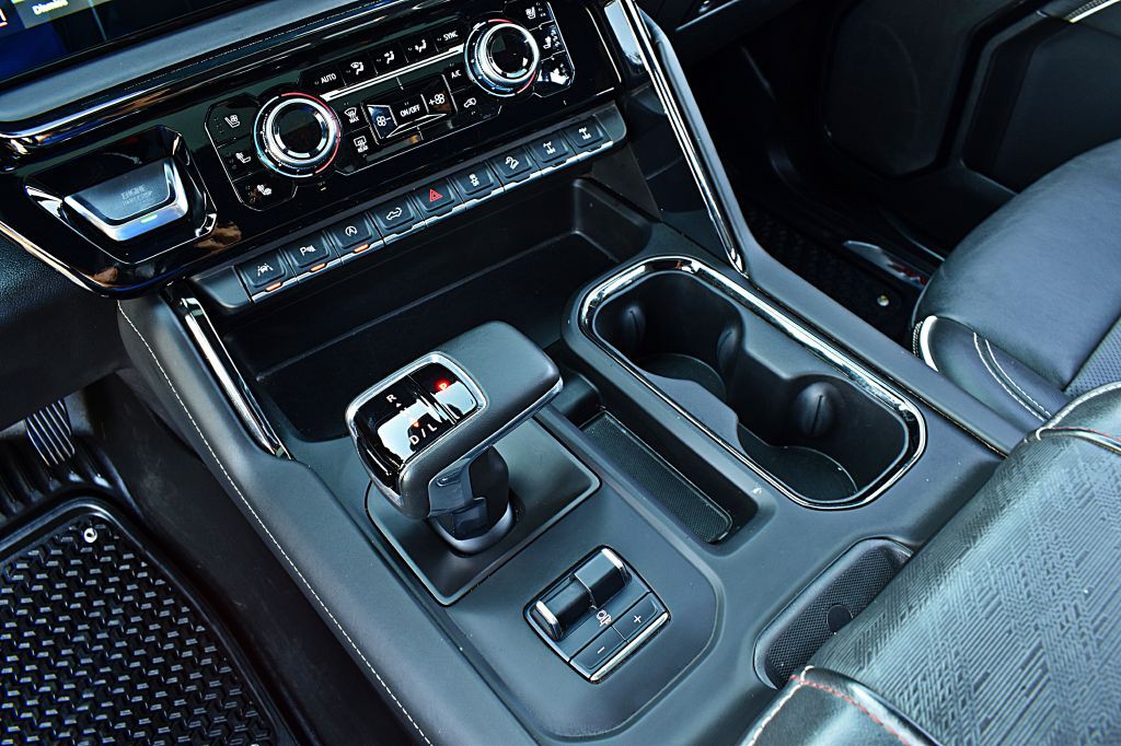 2024 GMC Sierra Image 36