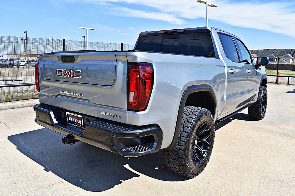 2024 GMC Sierra Image 7