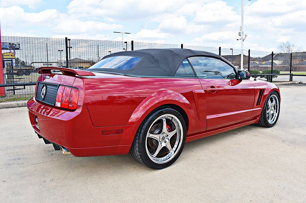 2008 Ford Mustang Image 6