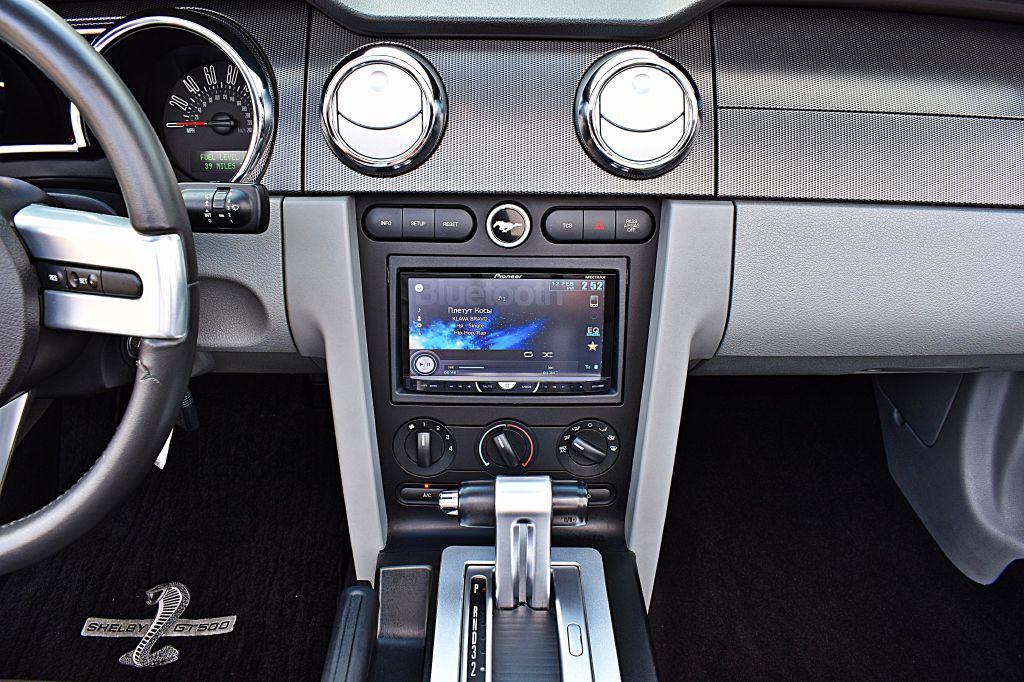 2008 Ford Mustang Image 24