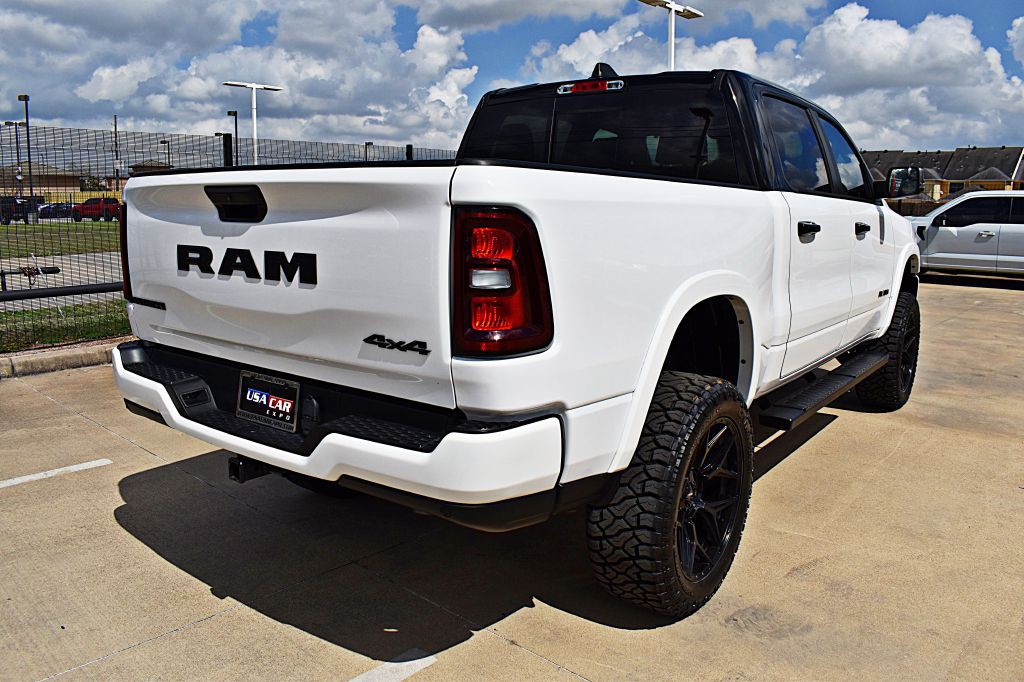 2025 RAM 1500 Image 8