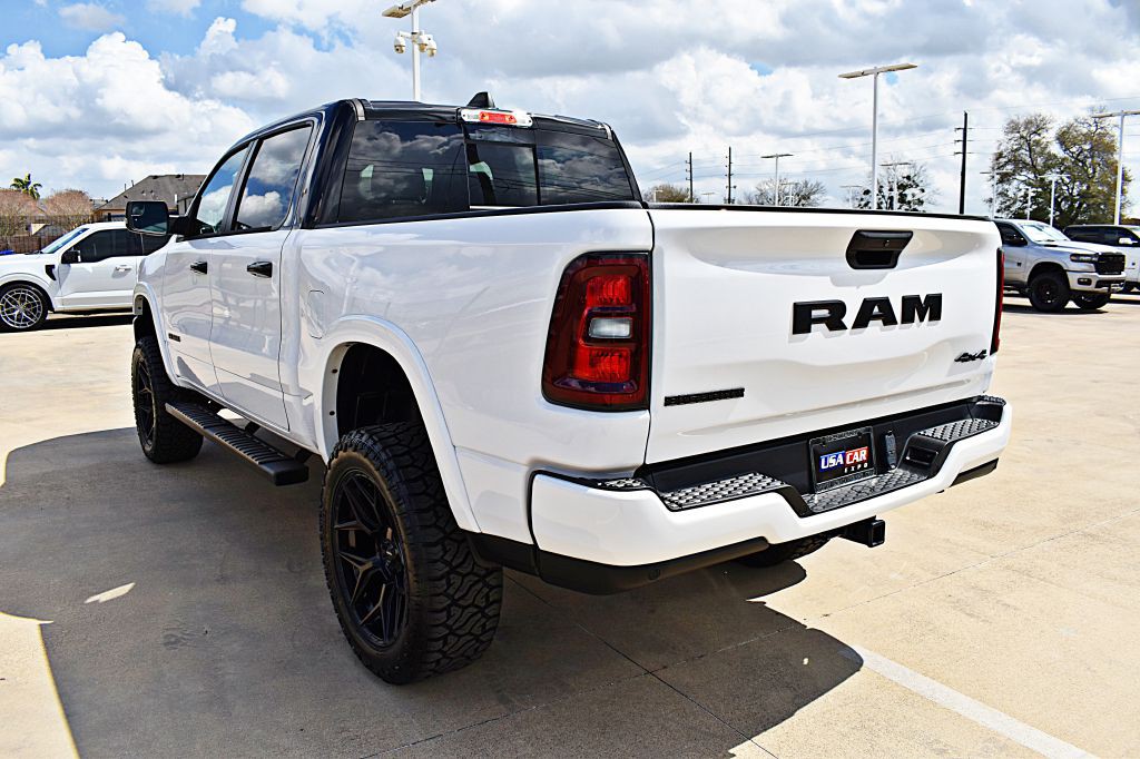 2025 RAM 1500 Image 9