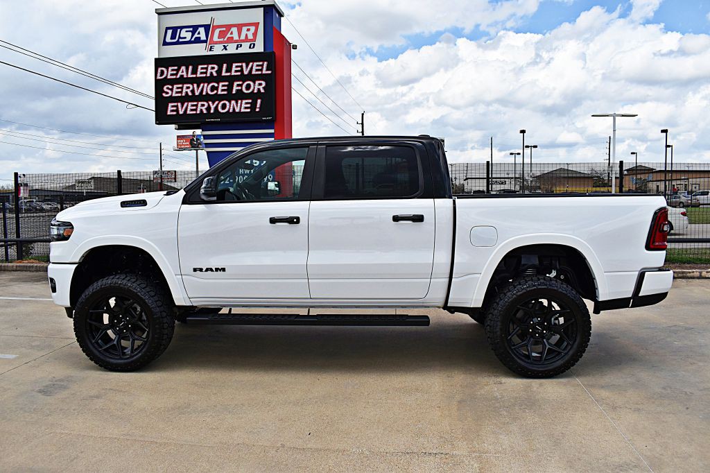 2025 RAM 1500 Image 11