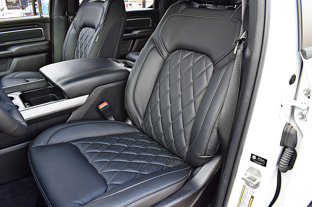 2025 RAM 1500 Image 18