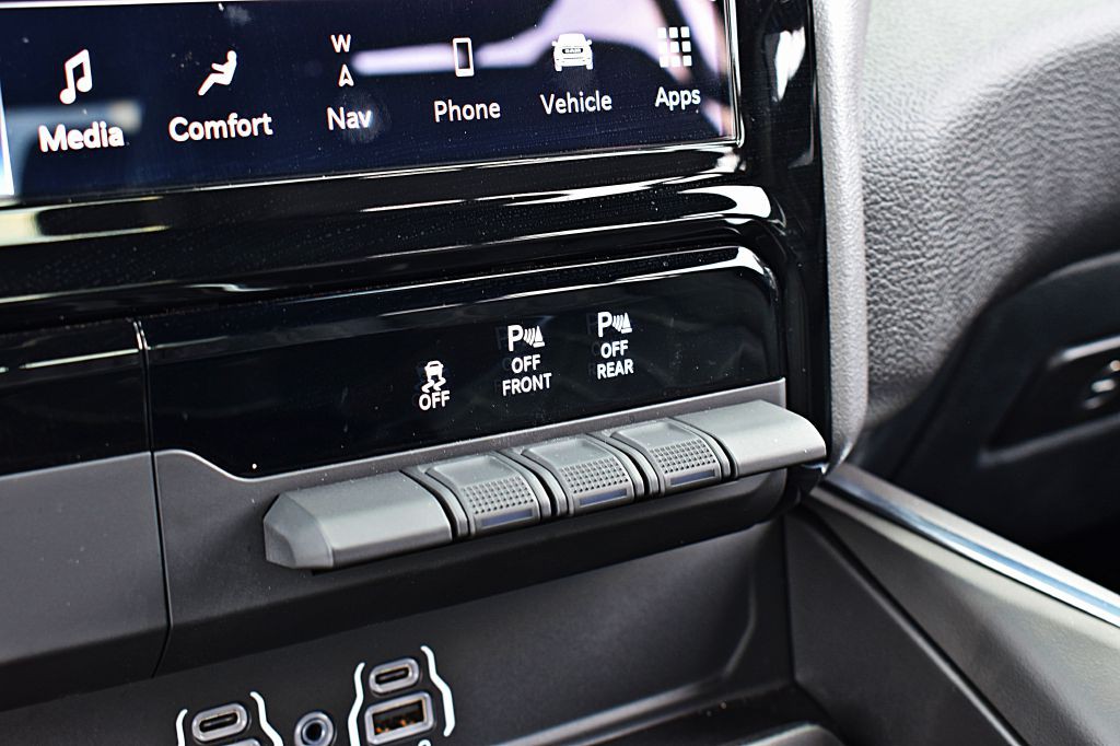 2025 RAM 1500 Image 34