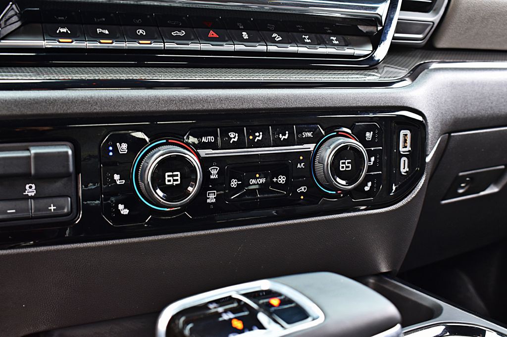 2024 Chevrolet Silverado 1500 Image 38