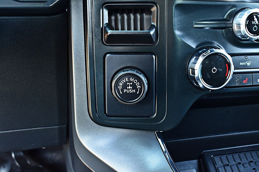 2025 Ford F-150 Image 36