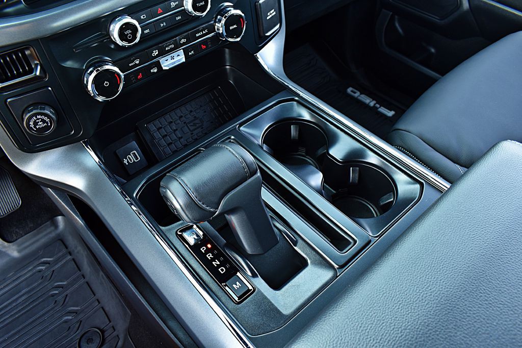 2025 Ford F-150 Image 38