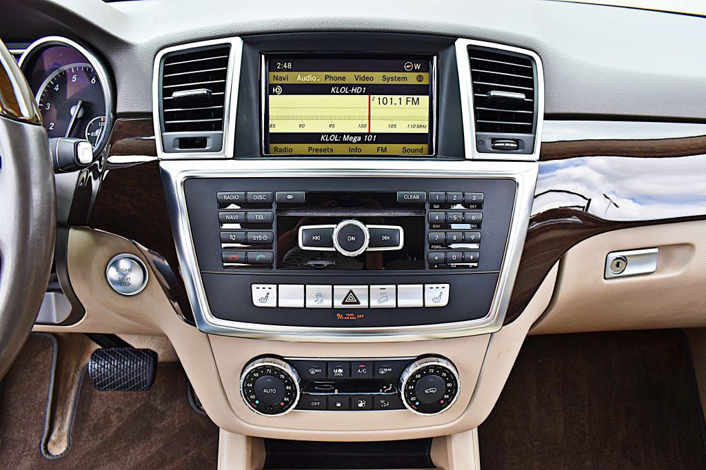 2012 Mercedes-Benz M-Class Image 28