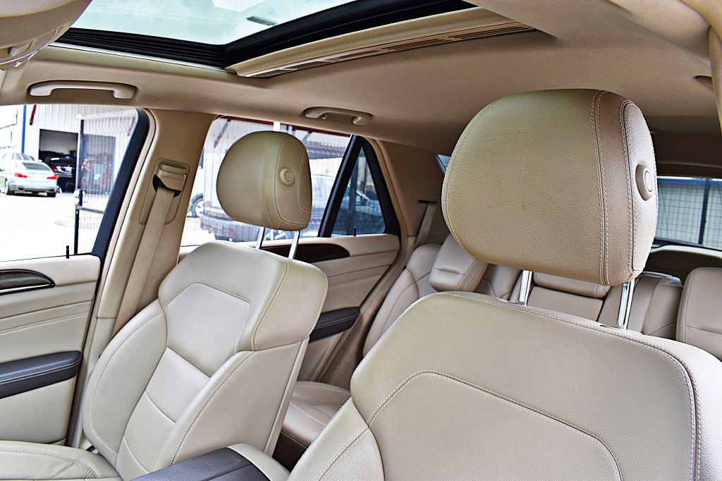 2012 Mercedes-Benz M-Class Image 41