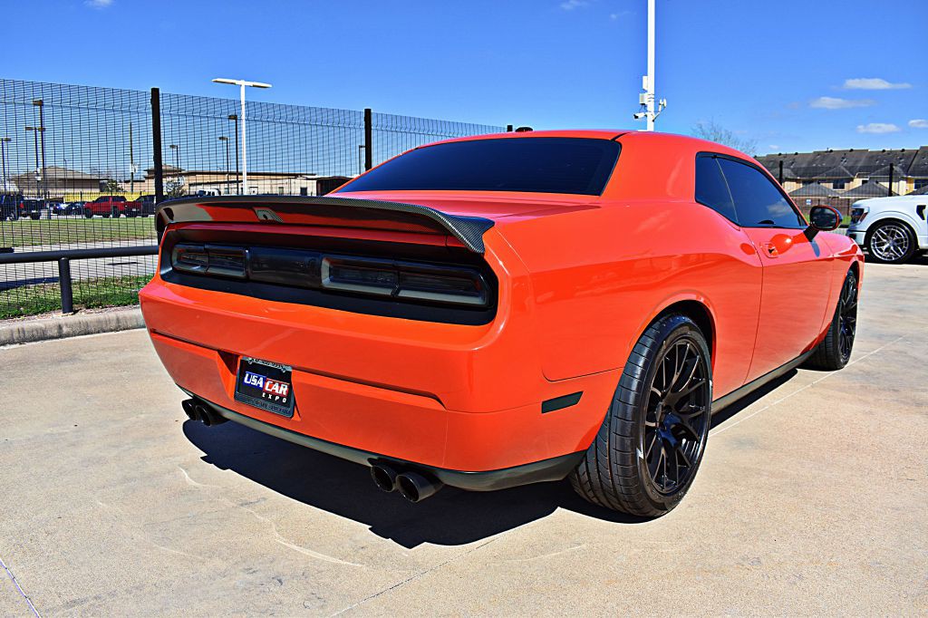 2008 Dodge Challenger Image 7