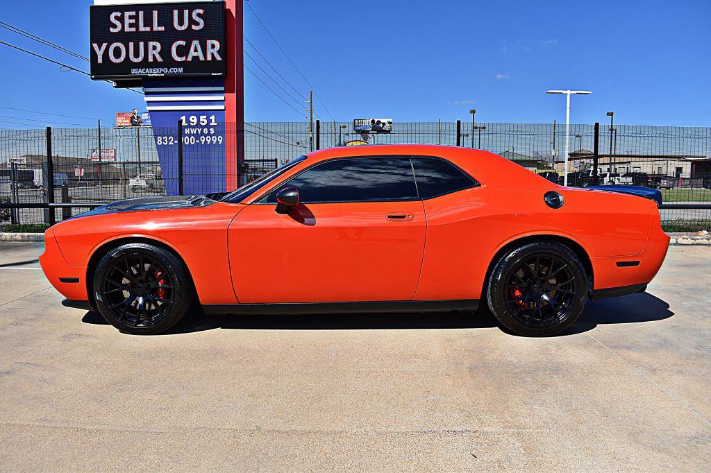 2008 Dodge Challenger Image 10