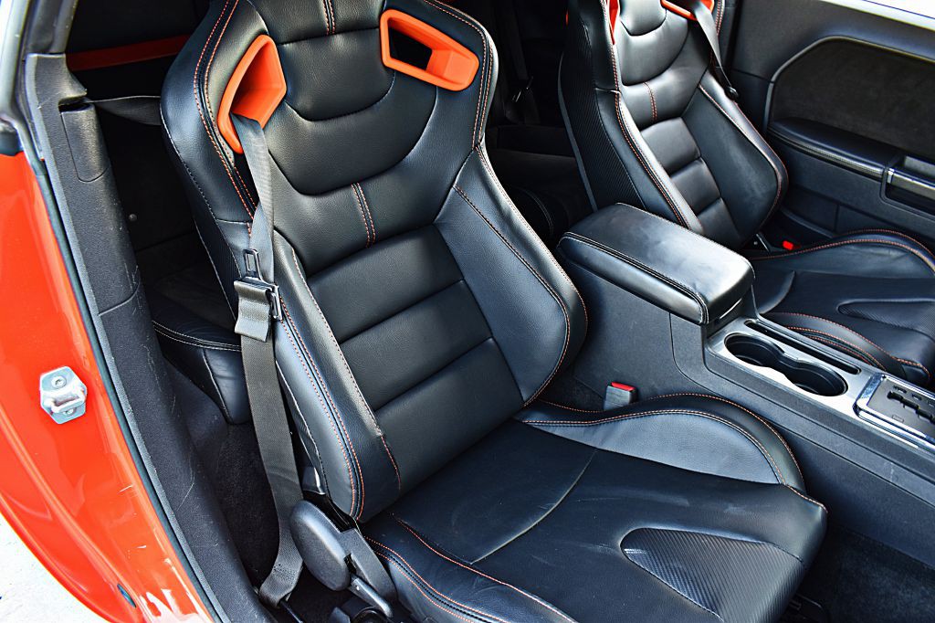 2008 Dodge Challenger Image 19