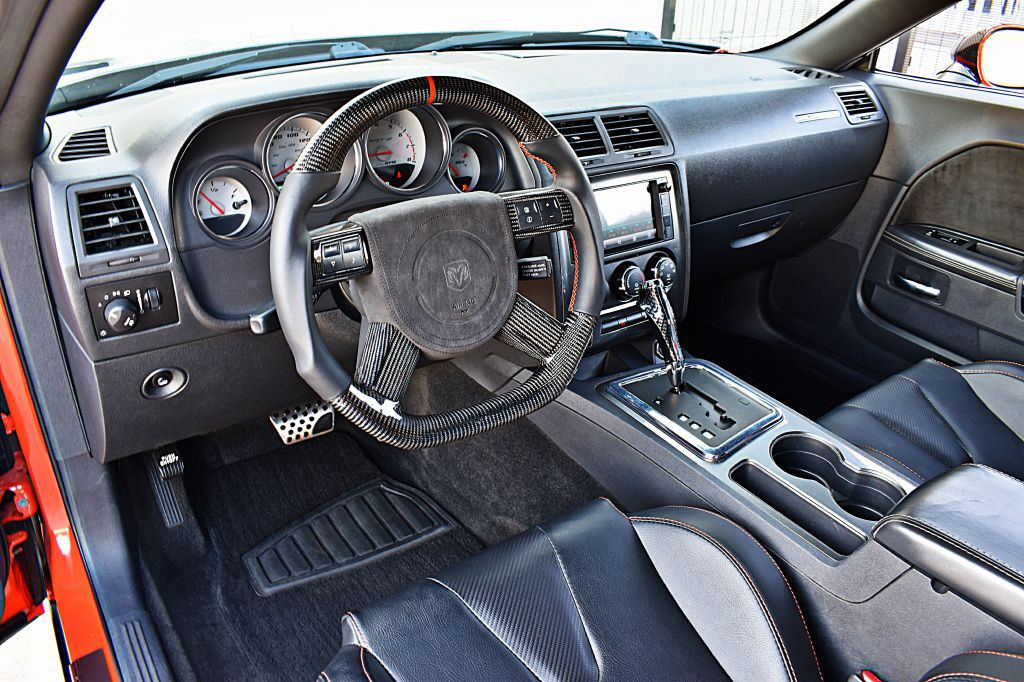 2008 Dodge Challenger Image 20