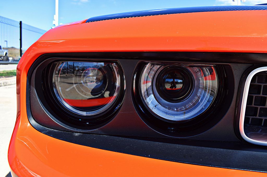 2008 Dodge Challenger Image 42